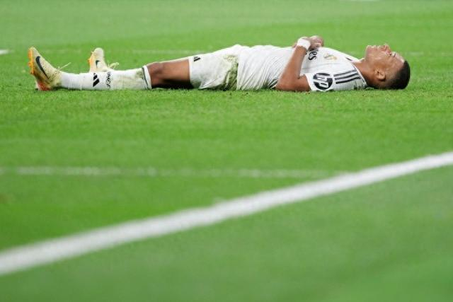 米体：弗拉霍维奇将在伦敦接受手术，目标是明年三月复出（米体：弗拉霍维奇将赴伦敦手术，计划明年三月重返赛场）