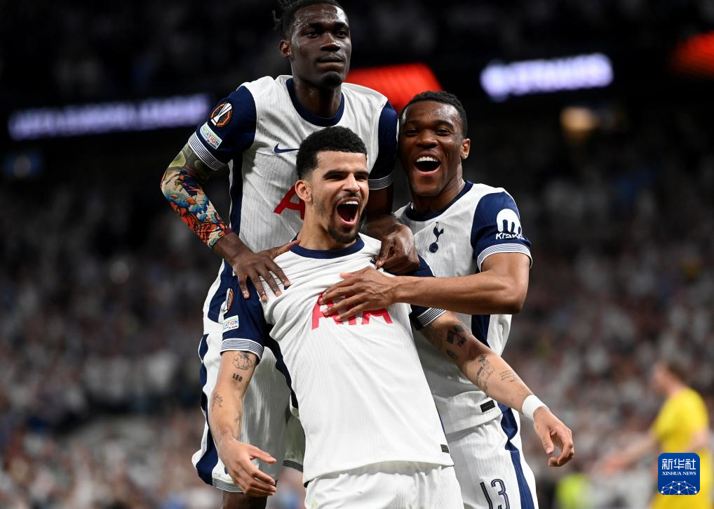 伊格莱西亚斯：皇马很强但我们掌控节奏，最后时刻他们急眼了（伊格莱西亚斯：皇马虽强，节奏在我们手里，最后时刻他们慌了）