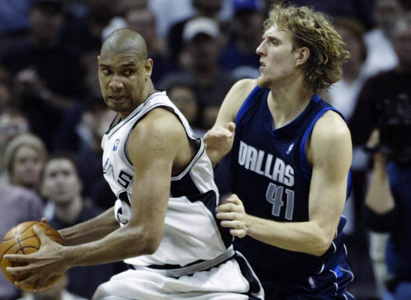 教练赛后落泪太真实（教练赛后泪洒赛场，真情流露）