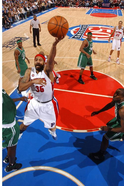 摩纳哥1-0加拉塔萨雷，巴洛贡制胜，扎卡里亚失点（巴洛贡制胜、扎卡里亚失点，摩纳哥1-0力克加拉塔萨雷）