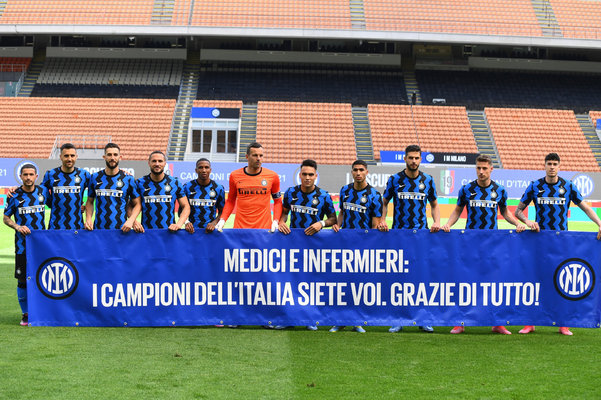 劳塔罗：若拉扯都判点那比赛没法踢；想和萨内蒂那样扎根国米（劳塔罗：若拉扯就判点比赛难踢，愿像萨内蒂一样在国米扎根）