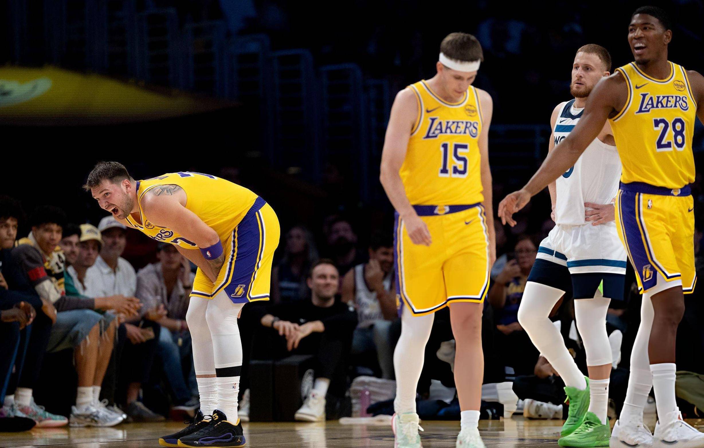 皮克：巴萨本赛季能竞争所有赛事的冠军，包括欧冠在内（皮克称巴萨本季有实力争夺各项冠军，欧冠亦在其中）